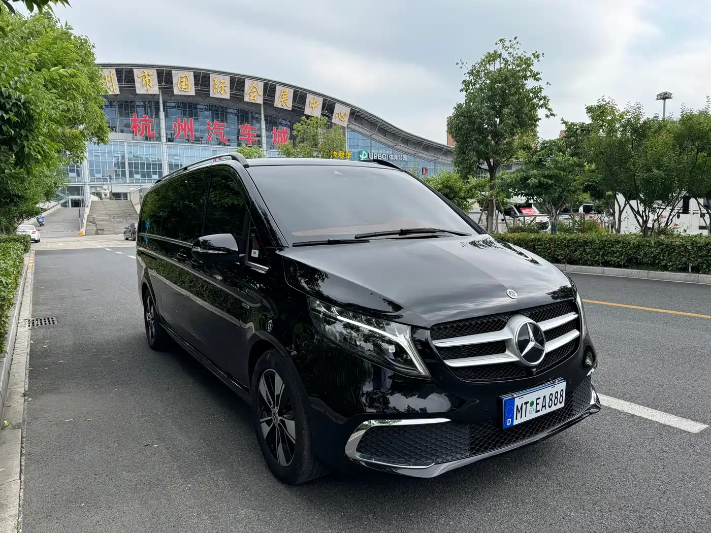 Mercedes-Benz V-Class 2022 V 260 L Long Wheelbase Prestige Edition фото 15