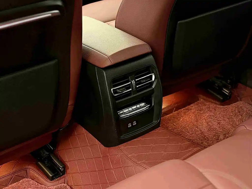 BMW 3 Series 2021 Facelift 325Li M Sport Shadow Edition фото 17