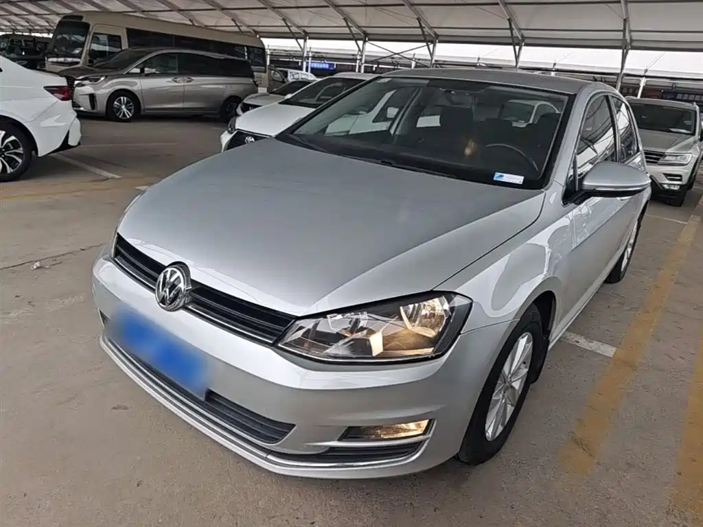 Volkswagen Golf 2015 1.6L Automatic Fashion