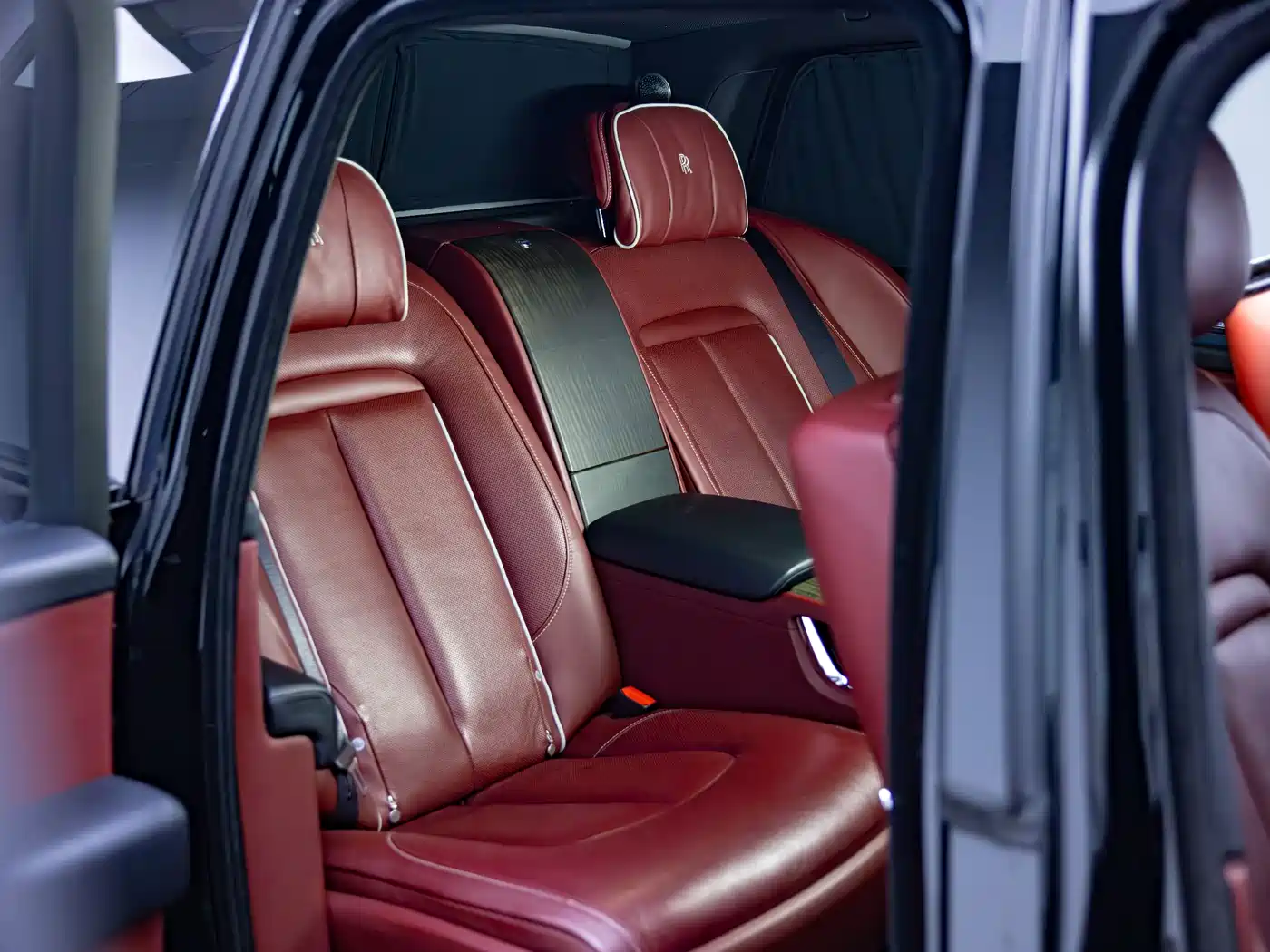 Rolls-Royce Cullinan 2018 4-Seater Version фото 13