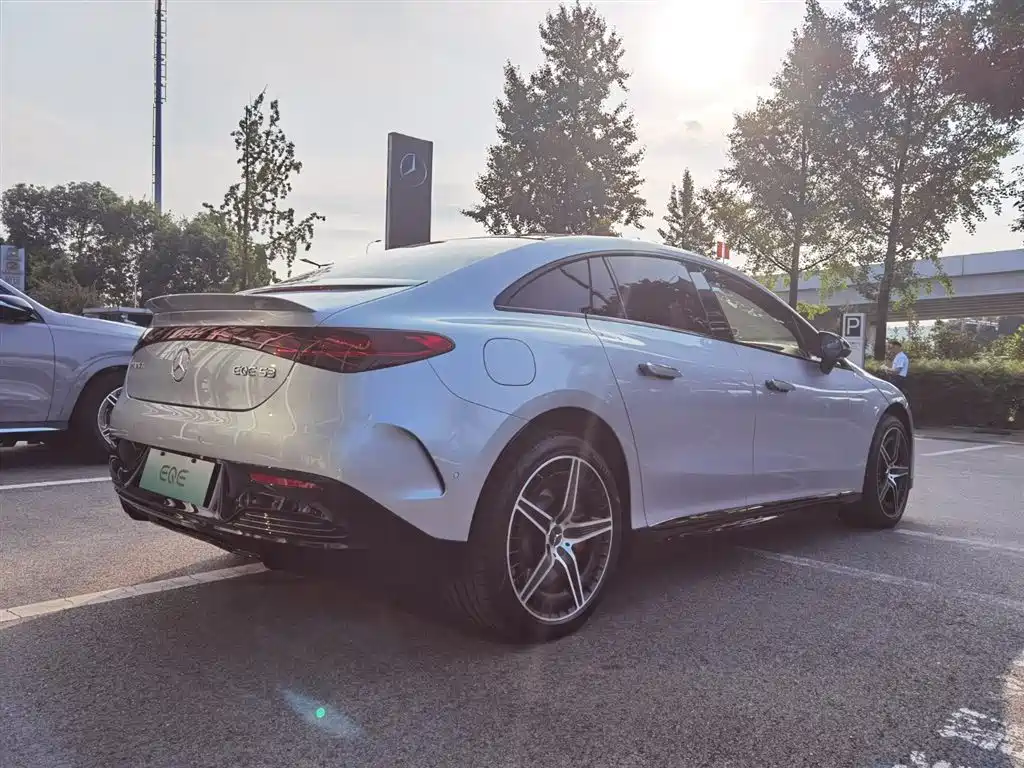 Mercedes-Benz EQE AMG 2023 AMG EQE 53 4MATIC+ фото 7
