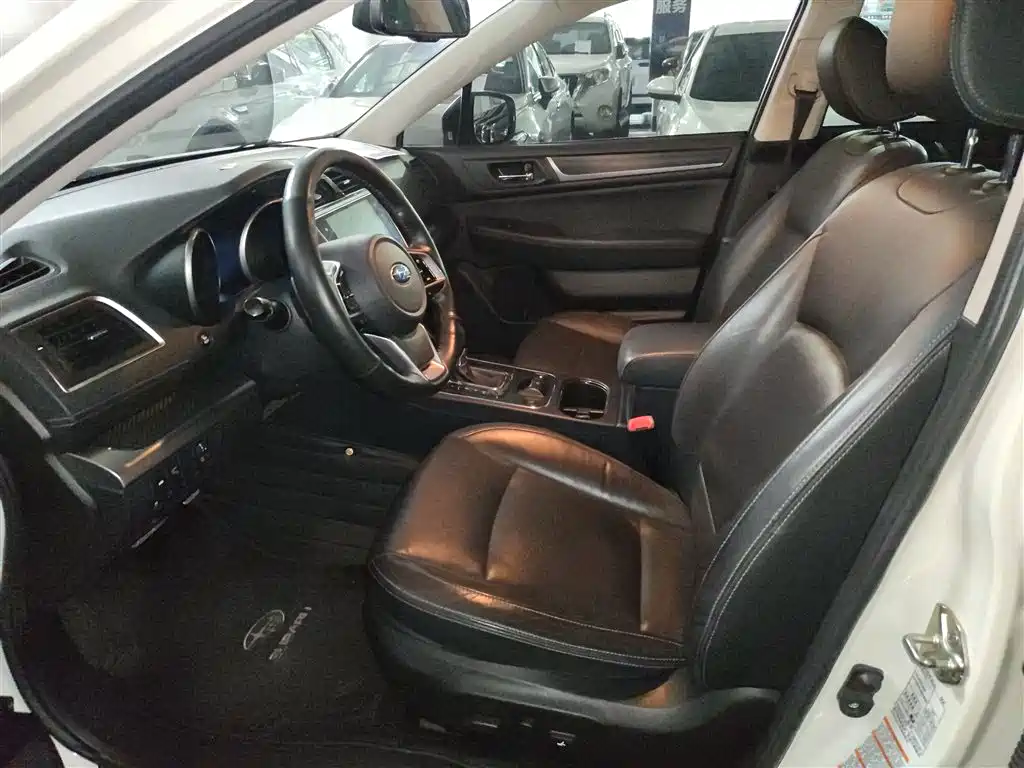 Subaru Legacy 2018 2.5i AWD Glory Edition EyeSight фото 11