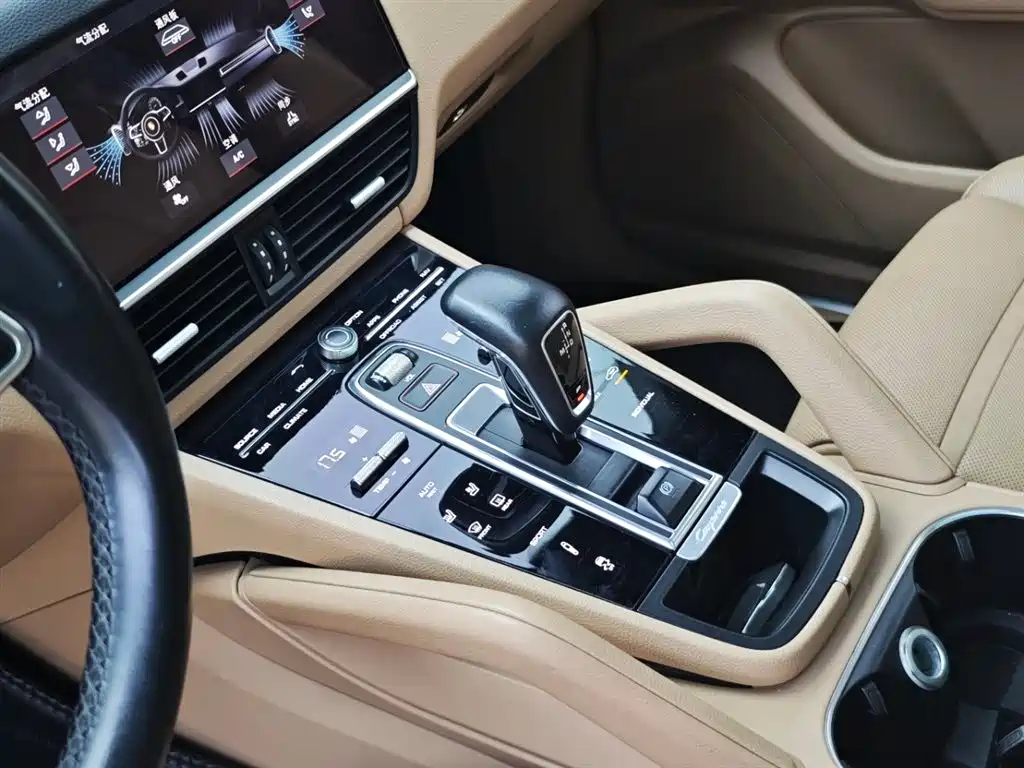Porsche Cayenne 2018 Cayenne 3.0T фото 9