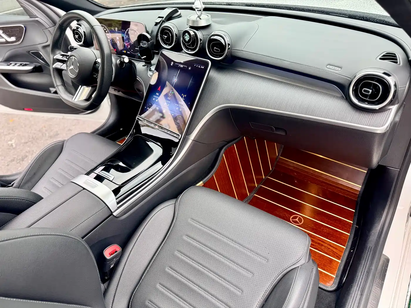 Mercedes-Benz C-Class 2023 C 200 L Sport фото 12
