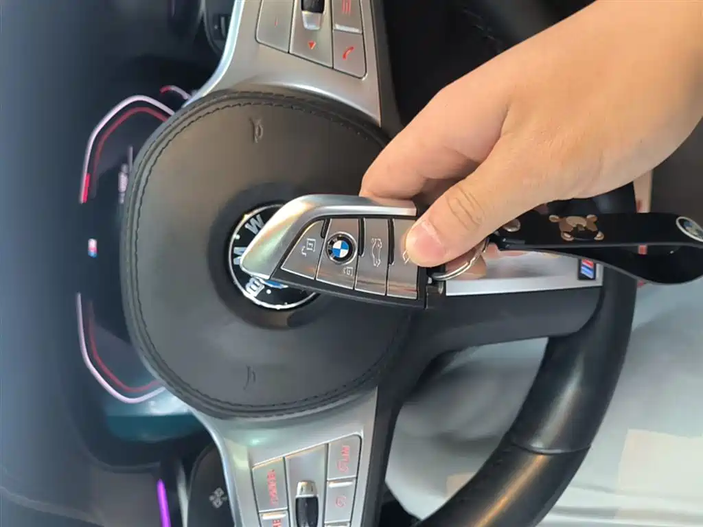 BMW 5 Series 2022 Model Second Facelift 525Li M Sport Package фото 9