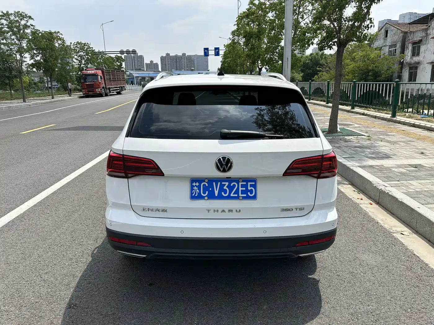 VOLKSWAGEN TUYUE