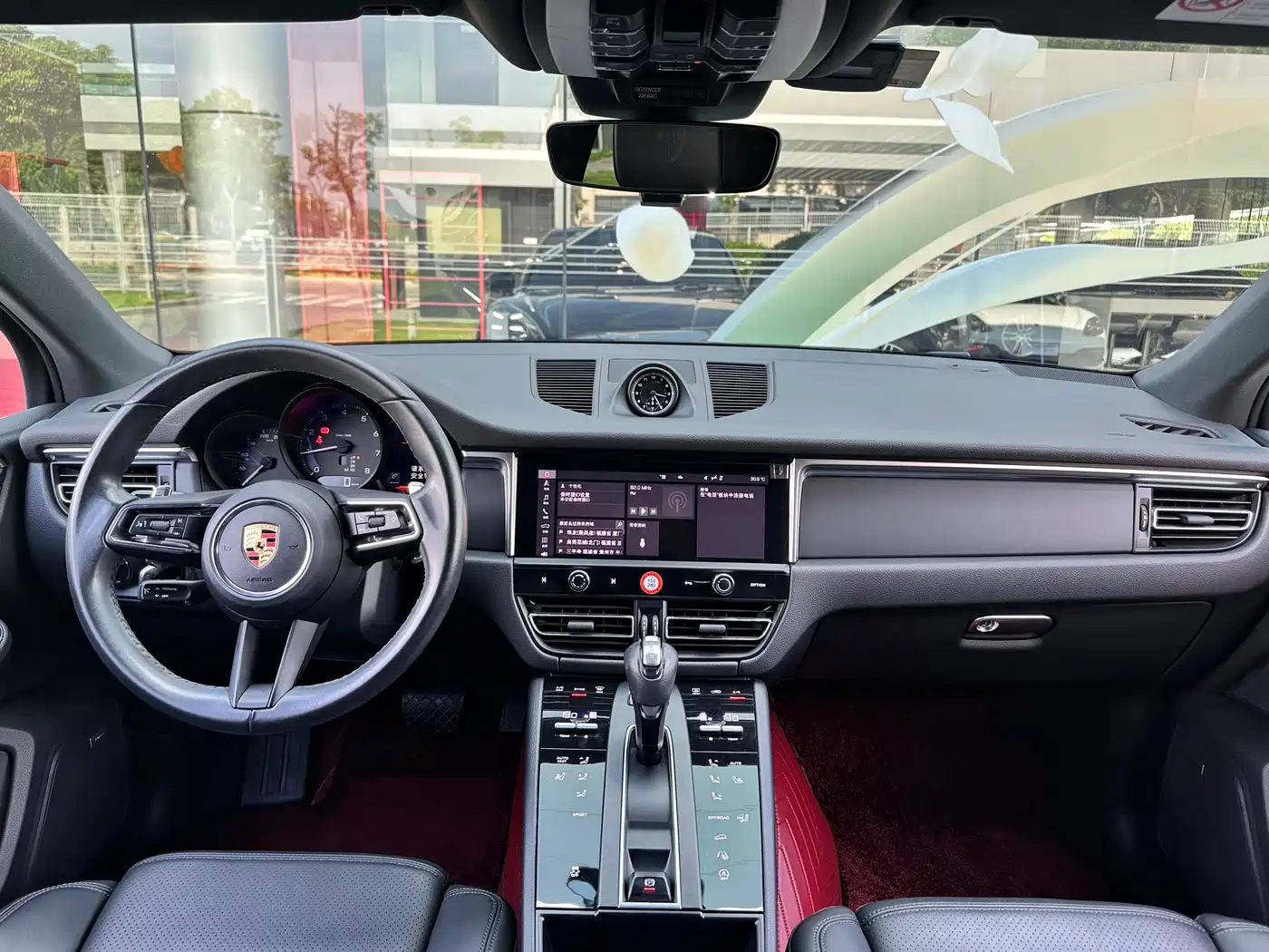 Porsche Macan 2022 Macan 2.0T фото 10