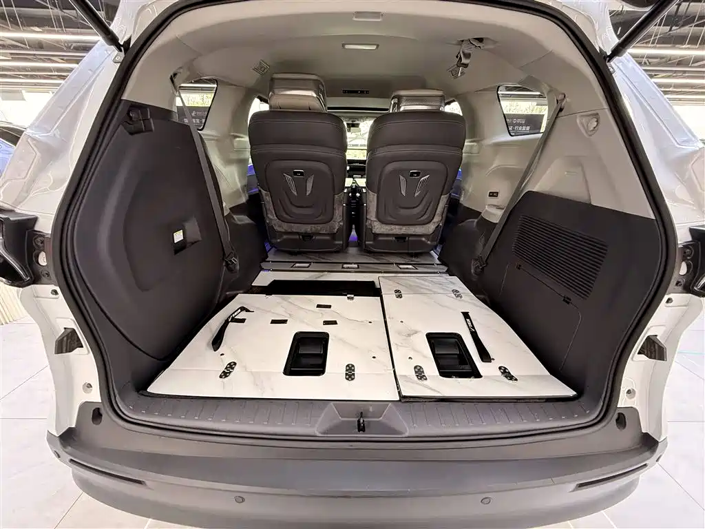 Toyota Sienna 2023 2.5L Hybrid Comfort Edition фото 30