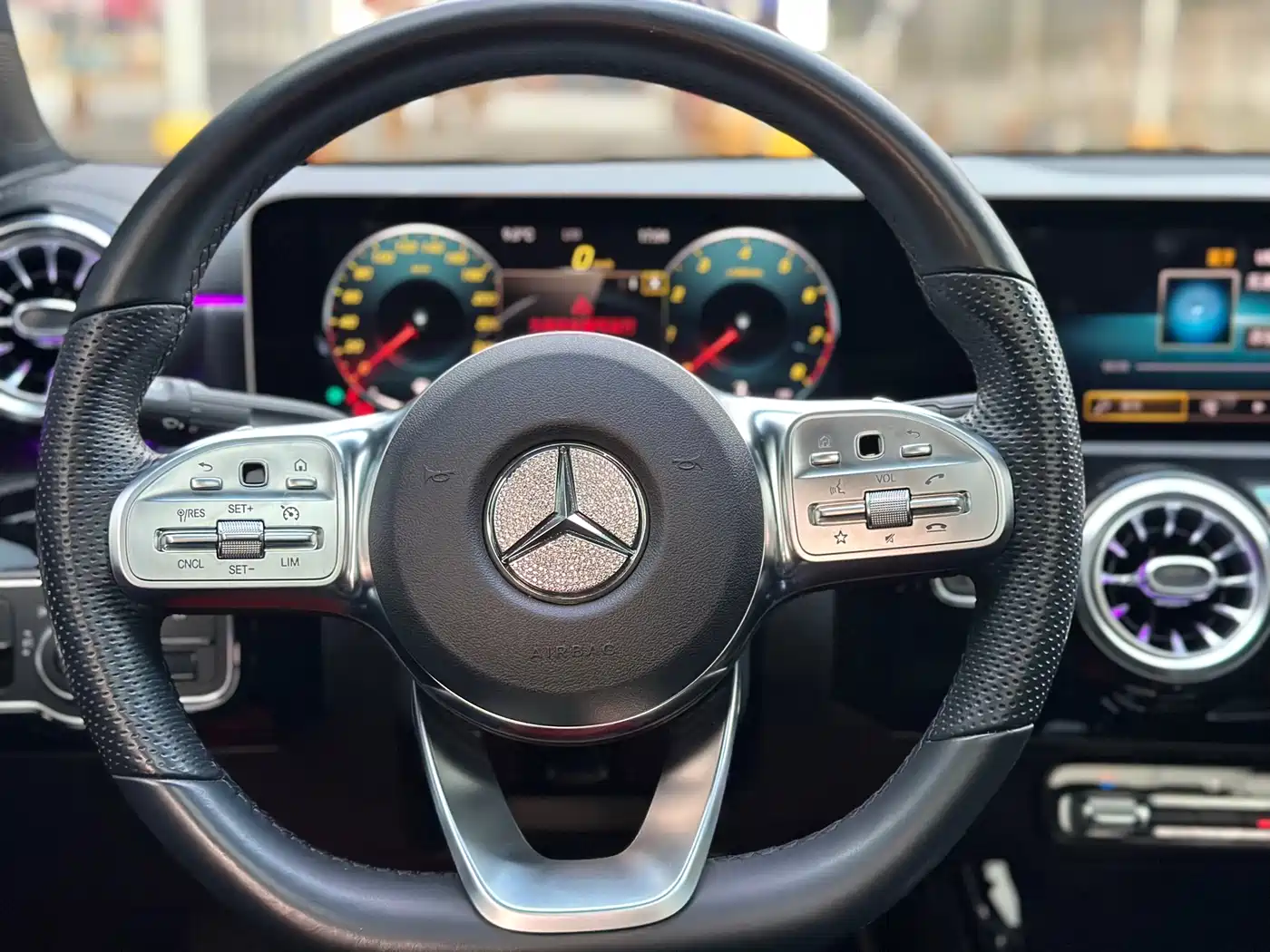 Mercedes-Benz A-Class 2019 Facelift A 200 L Sports Sedan фото 12