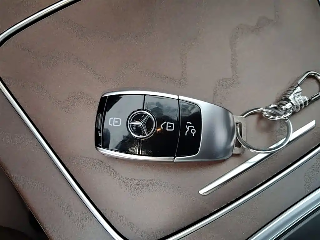 Mercedes-Benz E-Class 2023 Facelift E 300 L Fashion фото 9