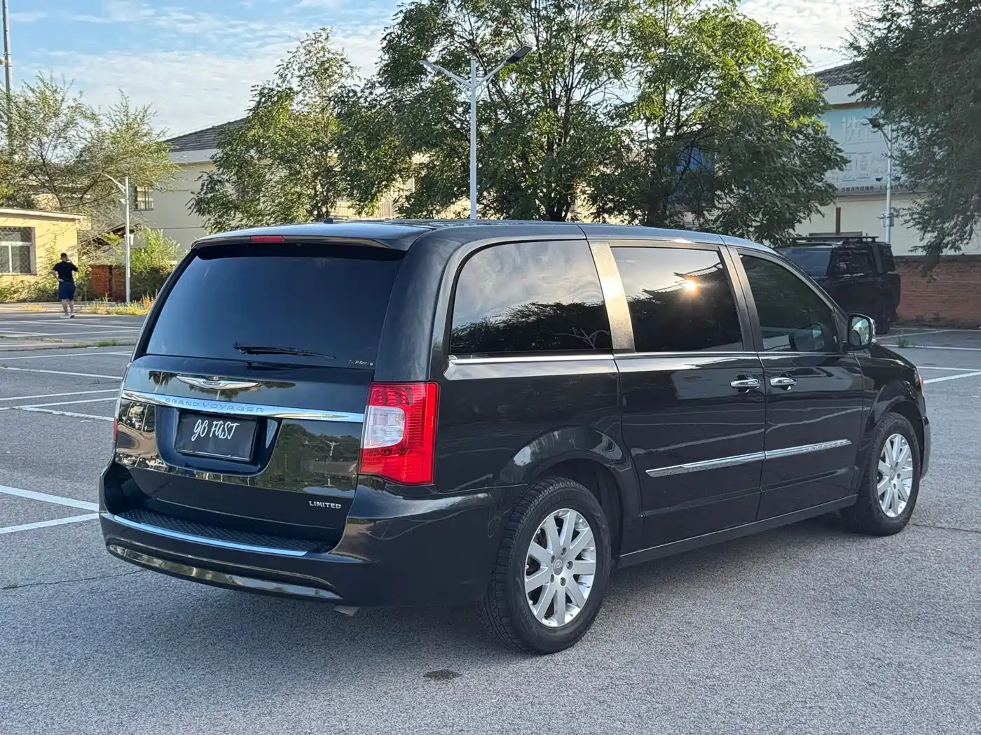 Chrysler Grand Voyager (Import) 2014 2013 3.6L Luxury Edition