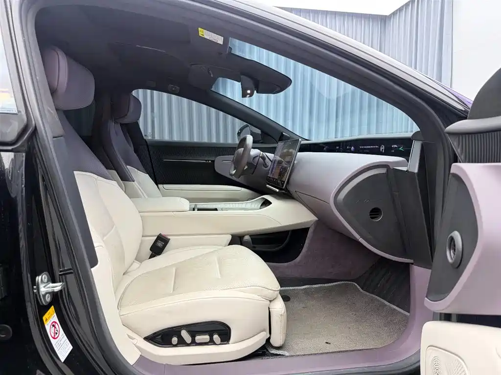 Avatr 12 2024 Facelift 700 Triple Laser RWD Luxury Edition фото 17