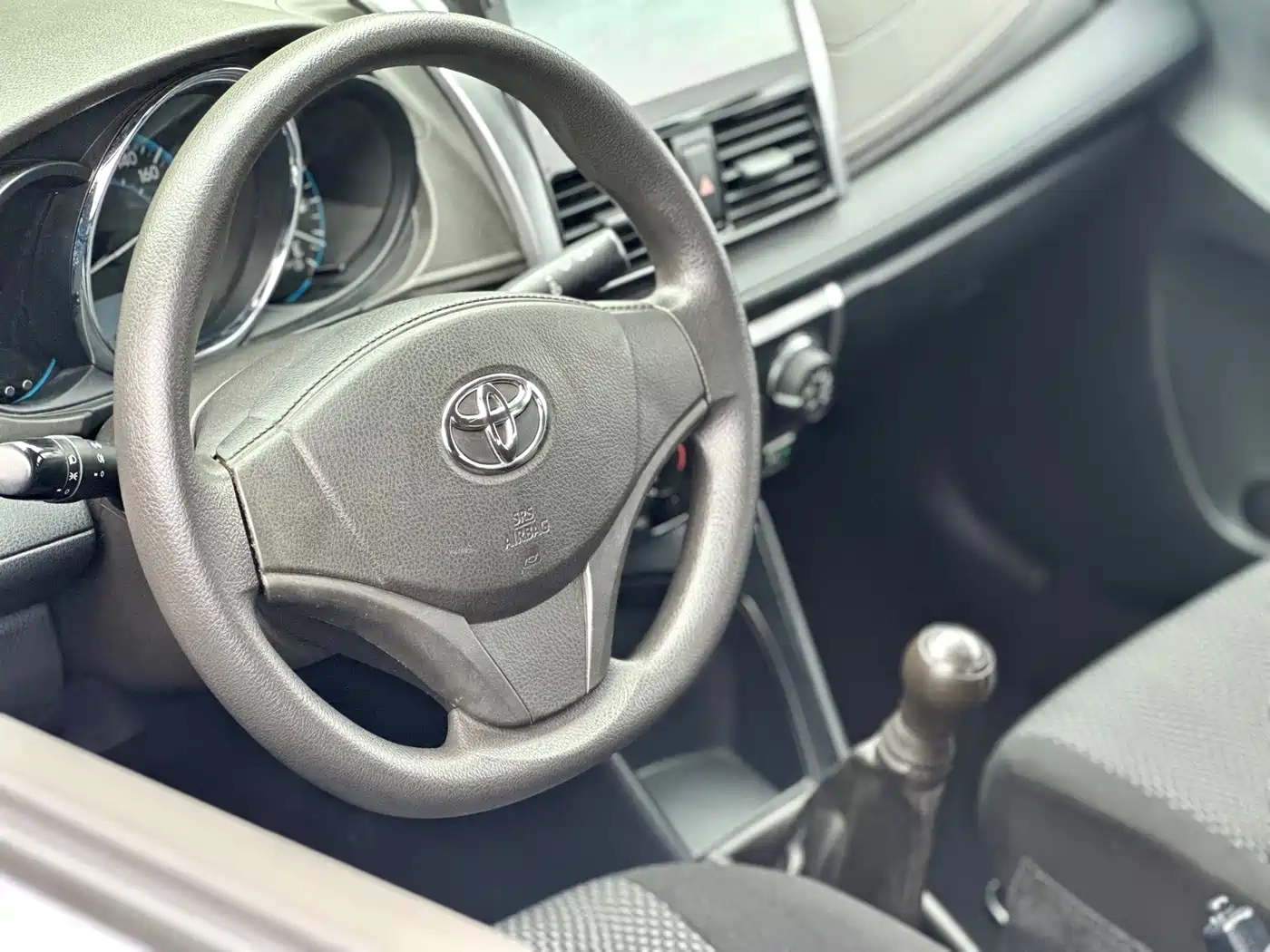 Toyota Vios 2016 1.5L Manual Zhi Zhen Xing Yao Edition фото 8