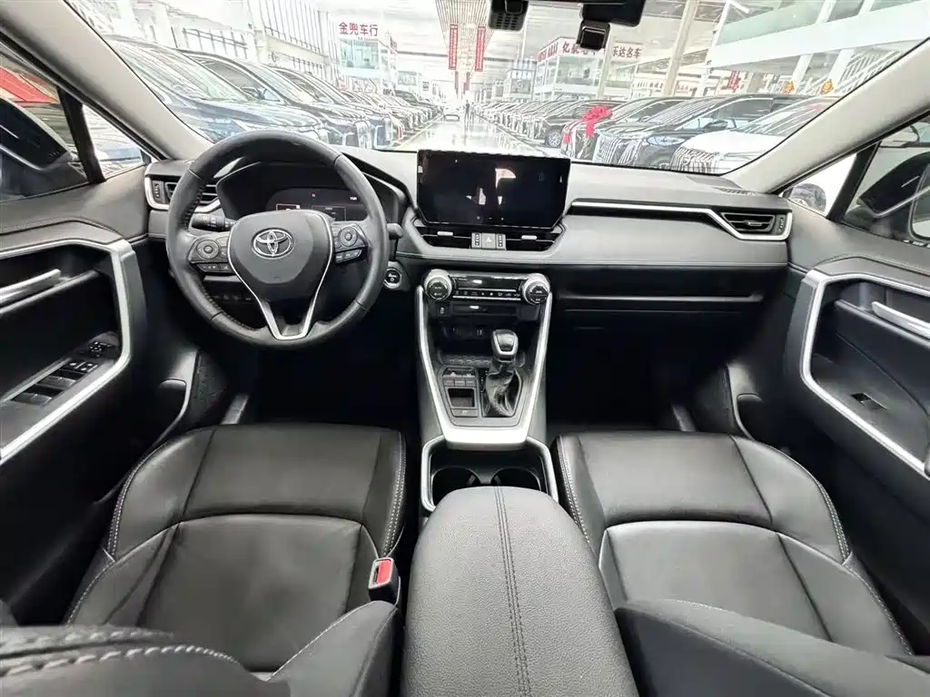 Toyota Wildlander 2023 Hybrid 2.5L E-CVT FWD Luxury PLUS Edition фото 9