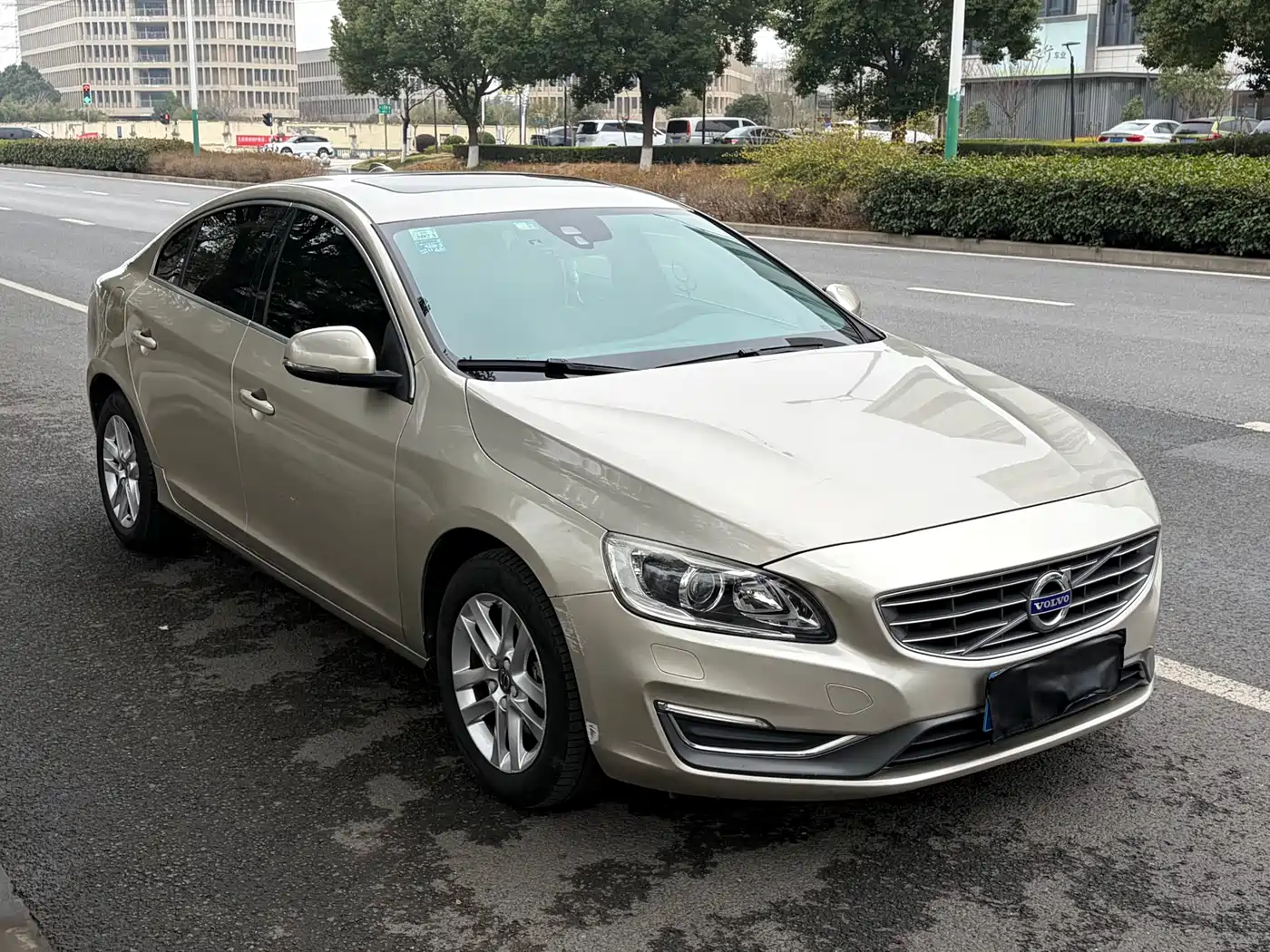 VOLVO S60