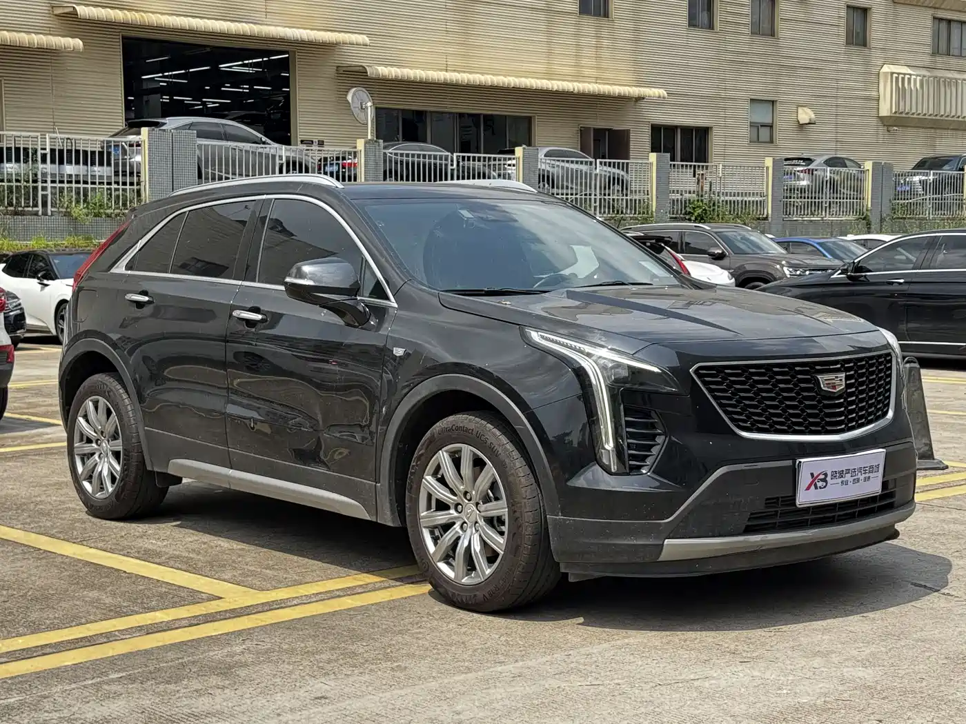 Cadillac XT4 2022 28T FWD Luxury фото 3