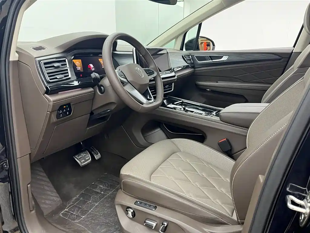 Volkswagen Viloran 2024 380TSI Executive Edition фото 8