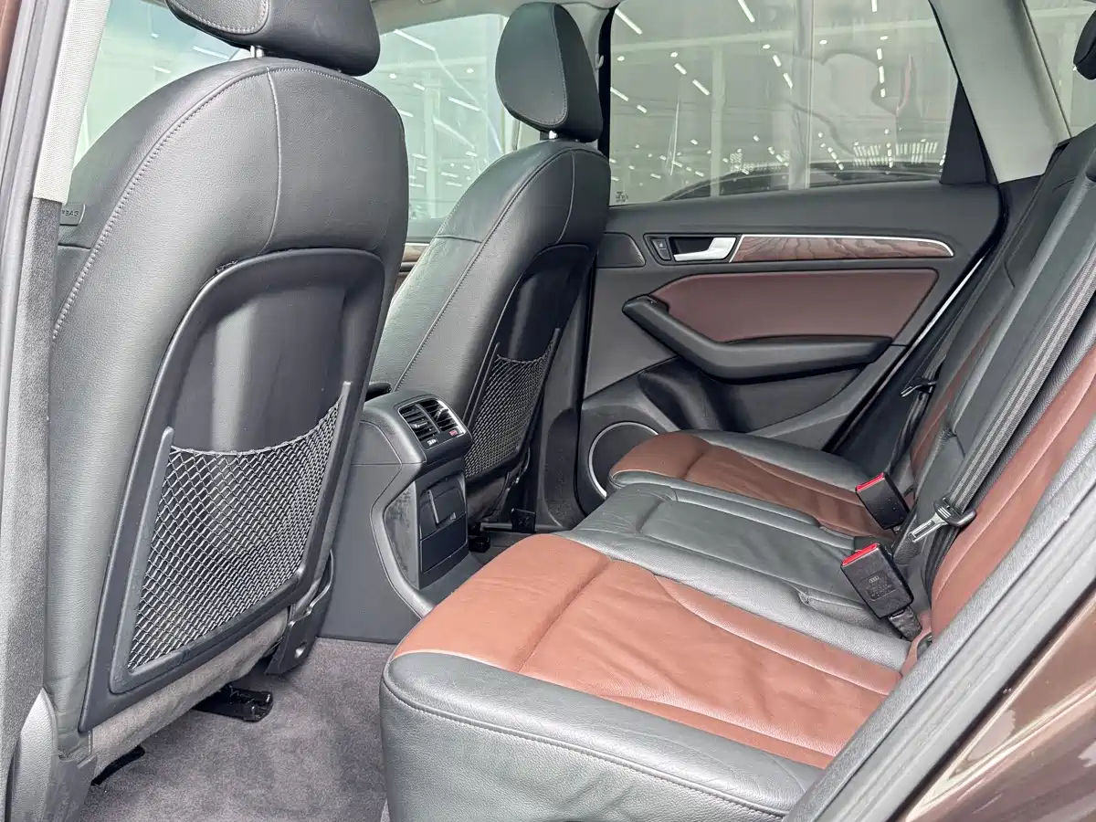 Audi Q5 2015 40 TFSI Comfort фото 12