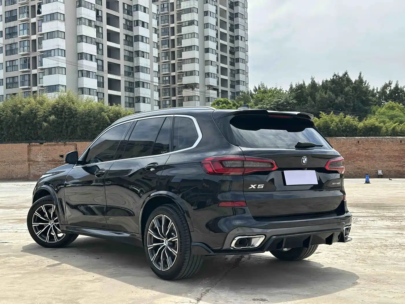 BMW X5 (Import) 2019 xDrive40i M Sport Package фото 30