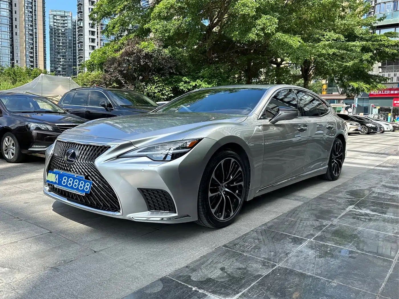 Lexus LS 2021 500h Executive Edition
