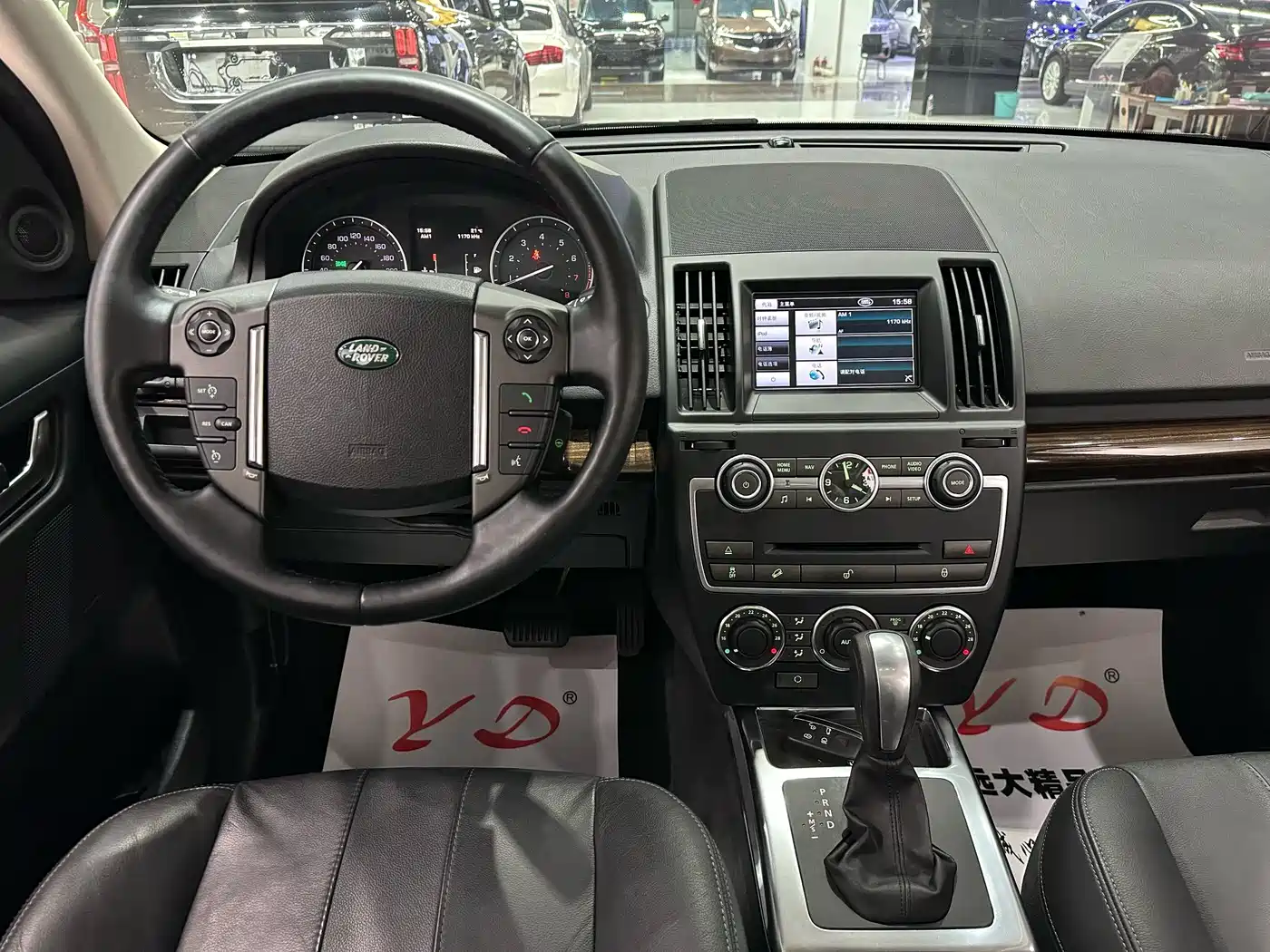 Land Rover Freelander 2 2013 2.0T Si4 SE Petrol Version фото 10