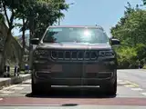 صورة 2 - Jeep Grand Commander