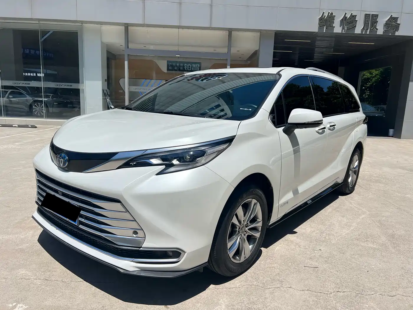 Toyota Sienna 2021 2.5L Hybrid Platinum Edition