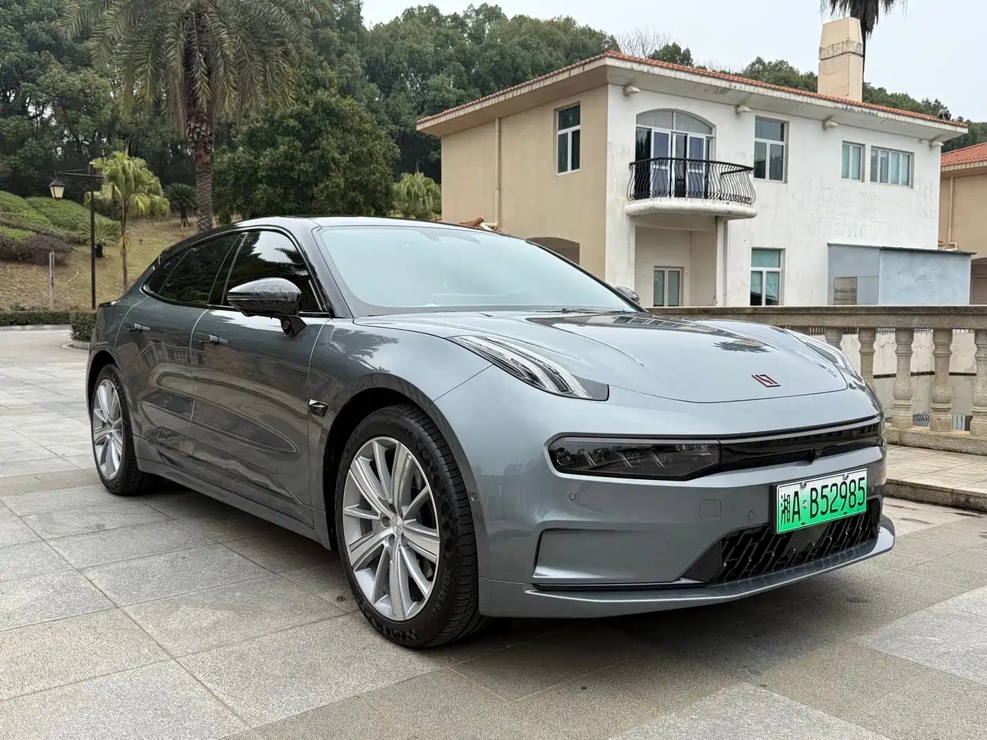 ZEEKR EXTREME KRYPTON 001