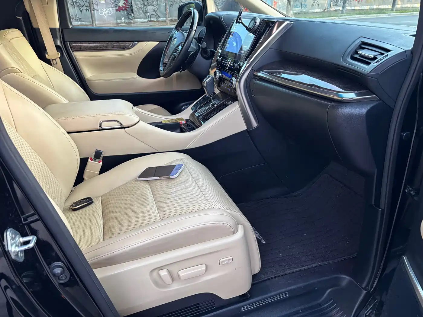 Toyota Vellfire 2023 Crown Hybrid 2.5L HV Ultimate фото 19