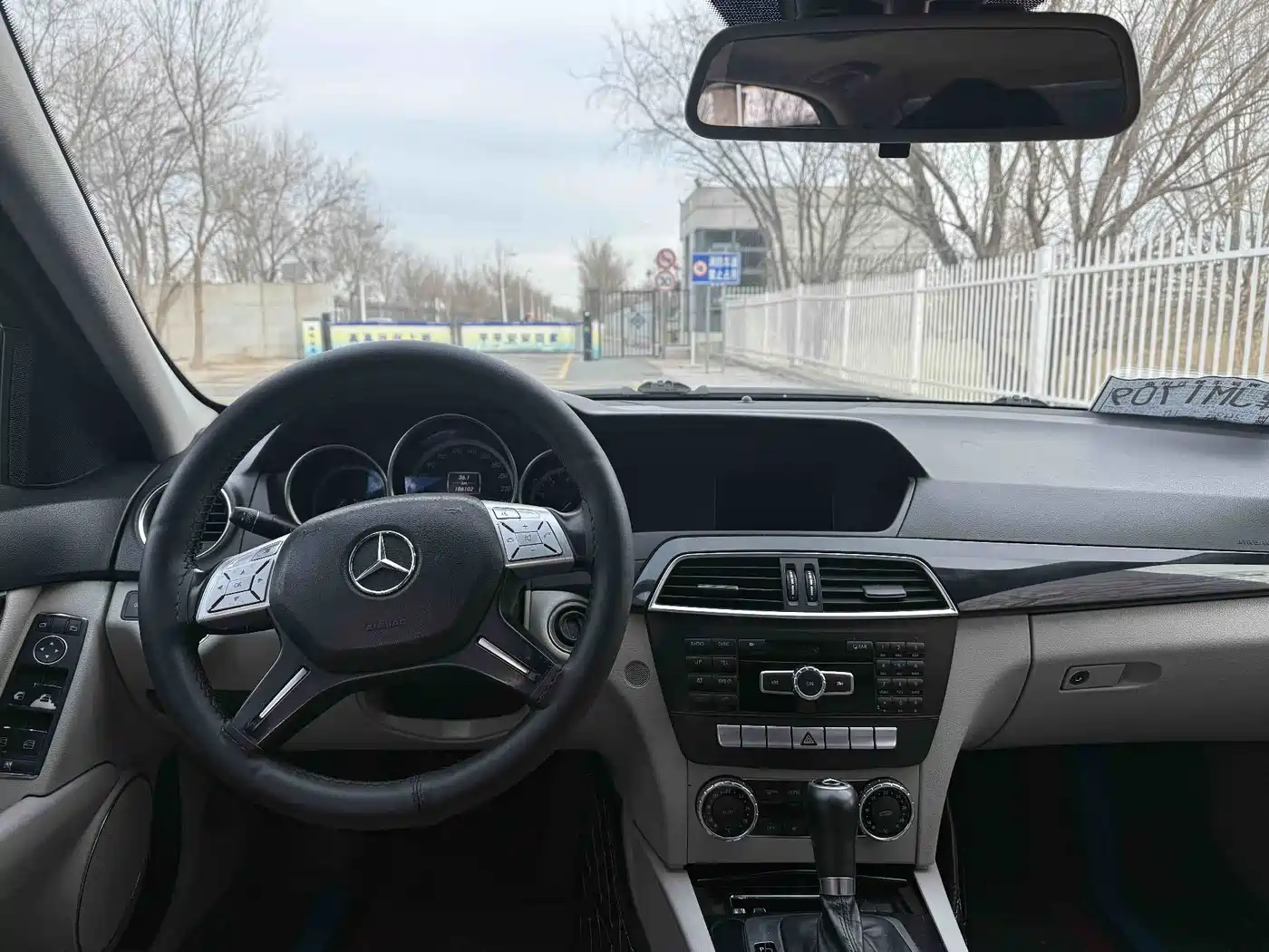 Mercedes-Benz C-Class 2011 C 180K Classic фото 14