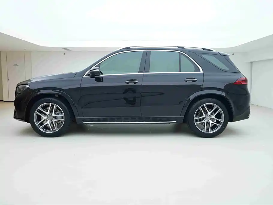 Mercedes-Benz GLE AMG 2024 AMG GLE 53 4MATIC+ фото 3