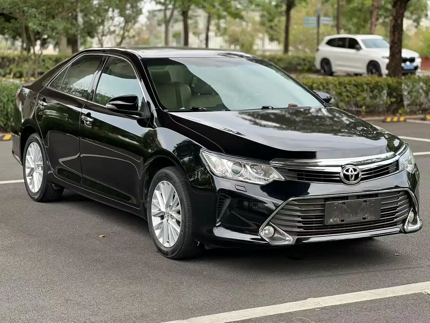 Toyota Camry 2015 2.5G Luxury Navigation Edition фото 4