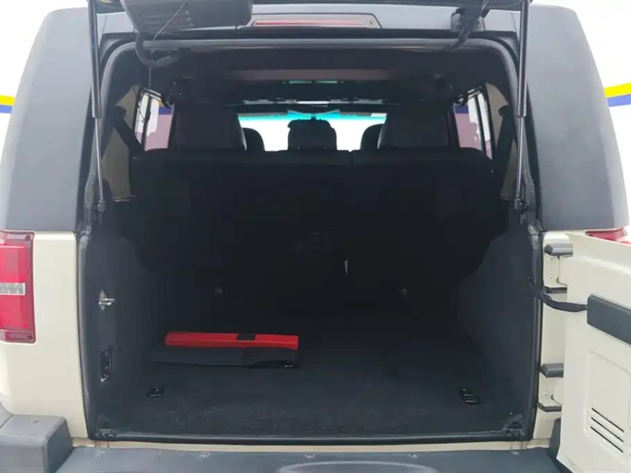 BAIC ORV Beijing Offroad BJ40 2016 Model 40L 2.3T Automatic 4WD Exclusive фото 4