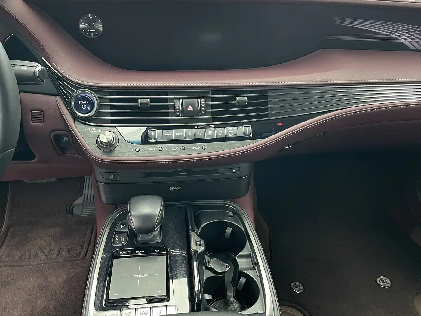 Lexus LS 2018 500h Executive Edition China V фото 10