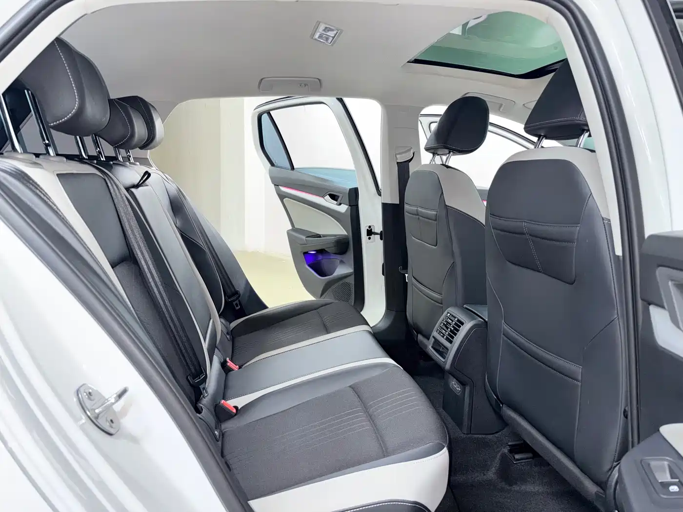 Volkswagen Golf 2021 280TSI DSG Pro фото 9