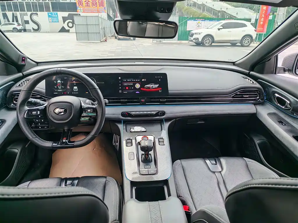 GAC Trumpchi Trumpchi Emkoo 2023 400T Auto R MAX фото 5