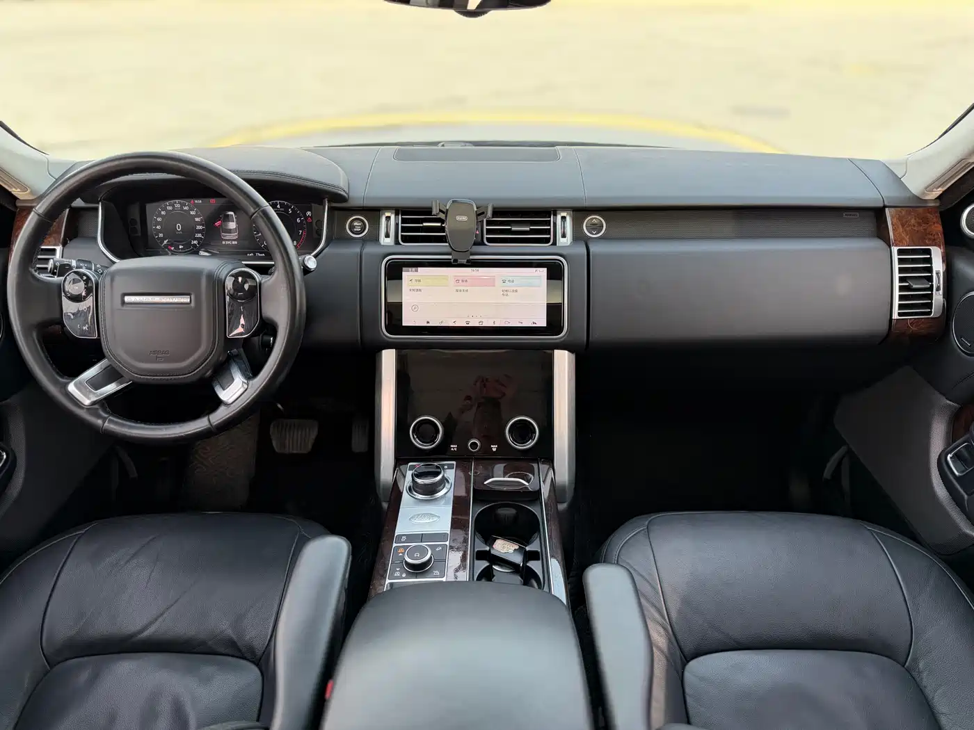Land Rover Range Rover 2020 3.0 L6 Shengshi Edition фото 6
