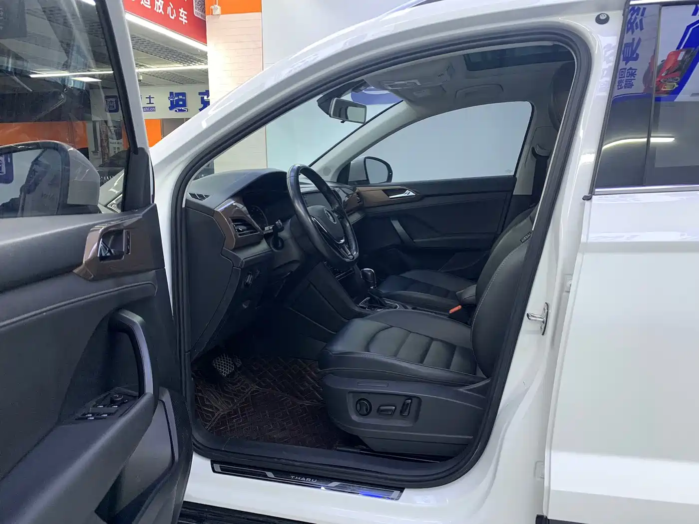 Volkswagen Tharu 2021 280TSI 2WD Luxury Plus фото 12