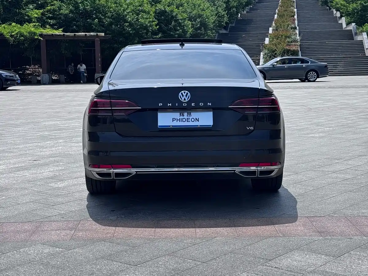 Volkswagen Phideon 2016 Model 480 V6 AWD Executive Flagship фото 5