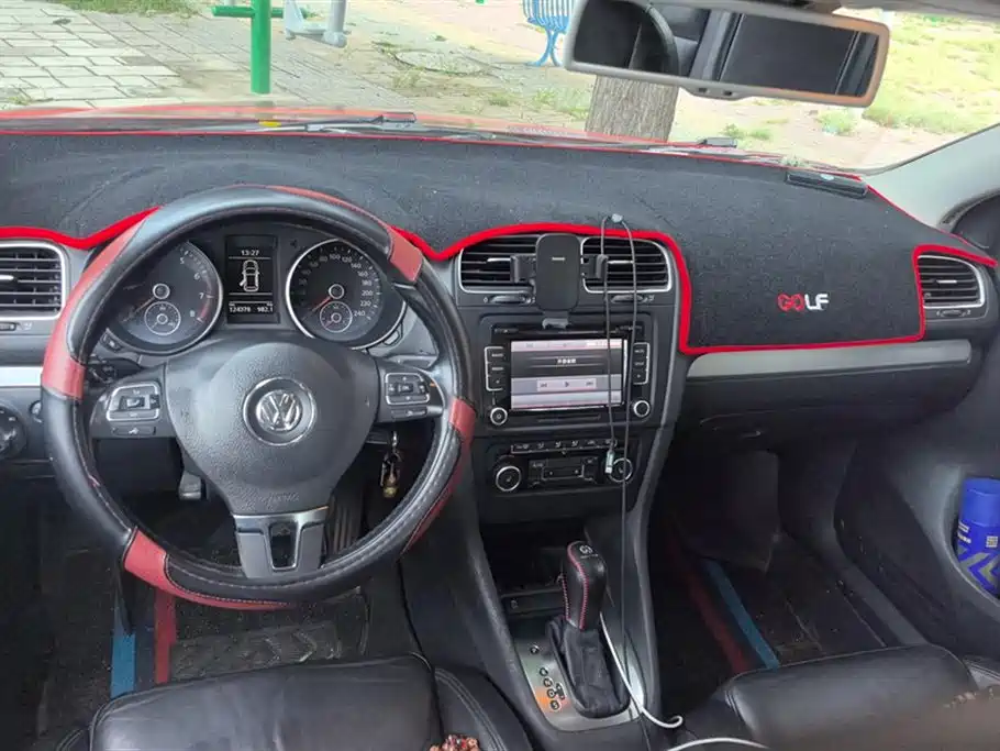 Volkswagen Golf 2011 1.4TSI Auto Luxury фото 12