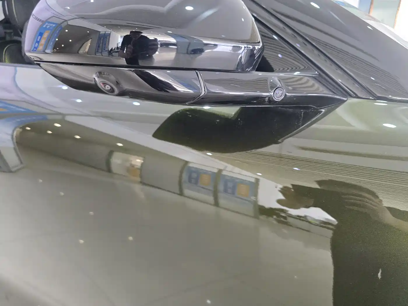 Lynk & Co 10 EM-P 2025 Facelift 240 AWD Ultra Sport Edition фото 9