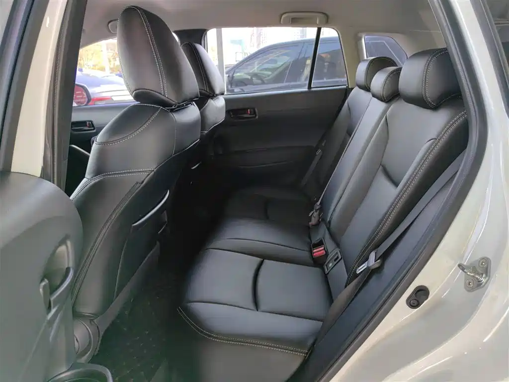 Toyota Corolla Cross 2022 2.0L Pioneer Edition фото 13