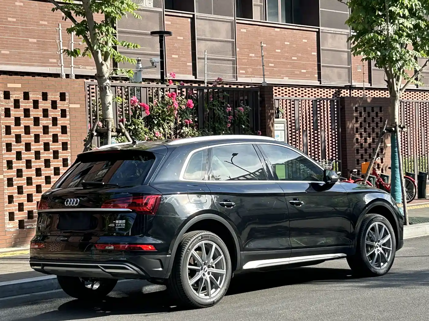 Audi Q5L 2022 Facelift 45T Luxury Dynamic фото 5