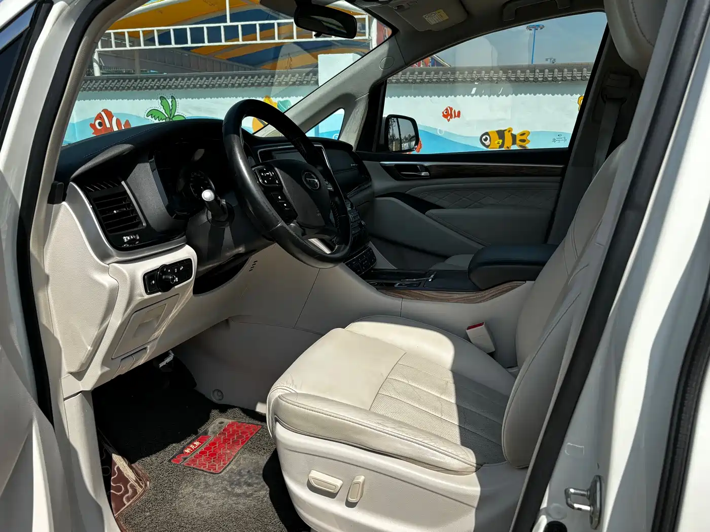 GAC Trumpchi Trumpchi M8 2018 320T Exclusive Edition фото 2
