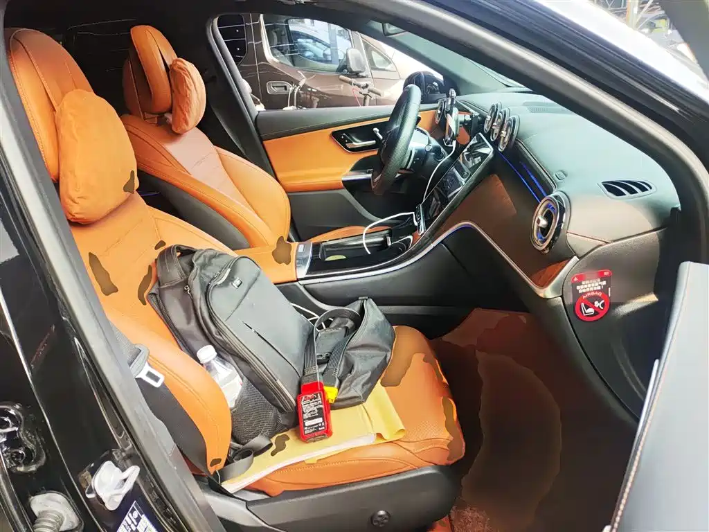 Mercedes-Benz GLC 2023 GLC 300 L 4MATIC Sport 5-Seater фото 25