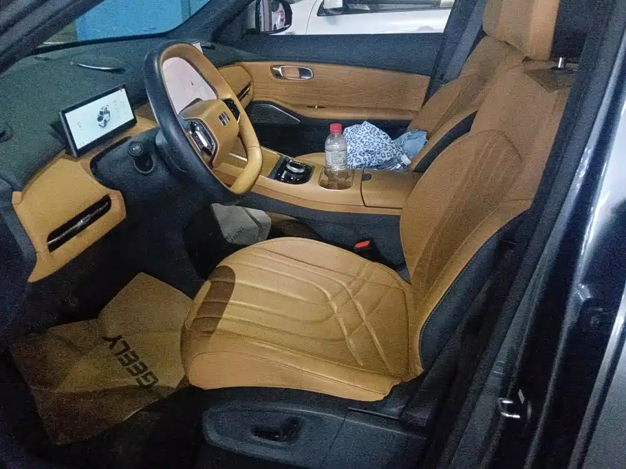 Geely Galaxy Galaxy Starship 7 EM-i 2025 2025 Model 55km Explorer Edition