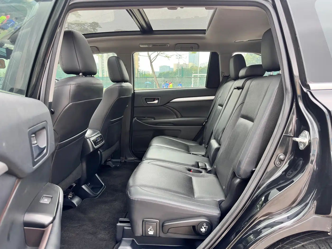 Toyota Highlander 2018 2.0T 2WD Luxury 7-Seater China VI фото 9