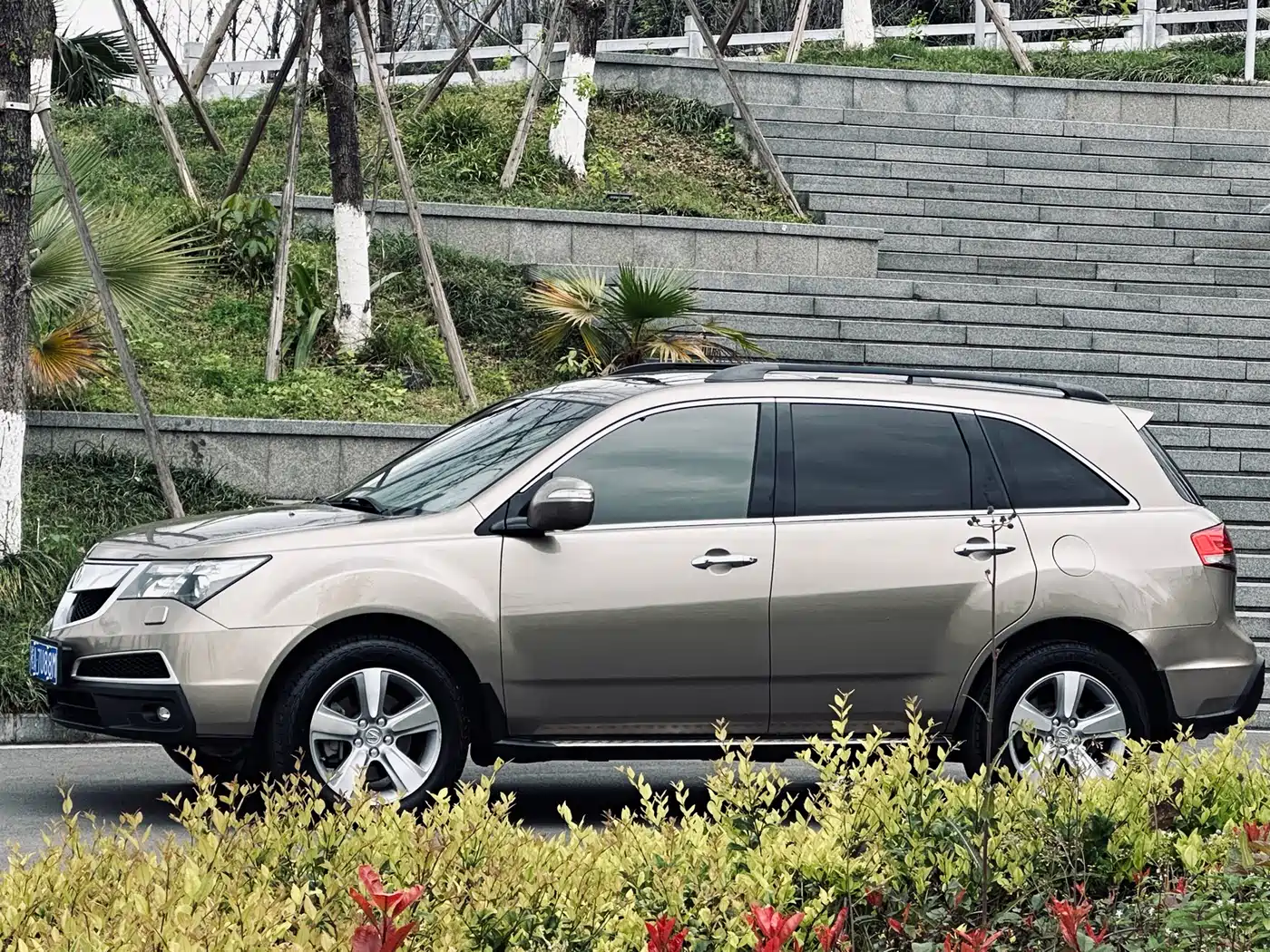 Acura MDX 2012 2011 Model 3.7 Comfort Premium Sport Edition