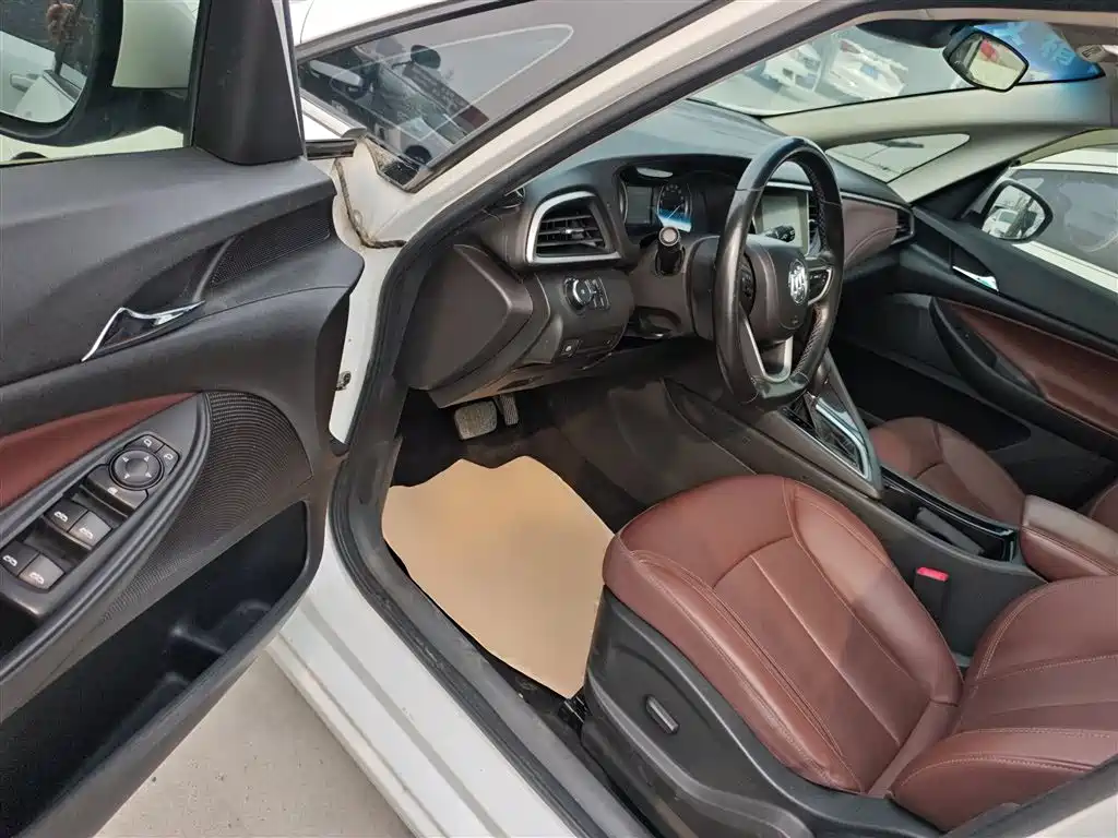 Buick GL6 2019 18T 6-seat Connected Luxury China VI фото 12