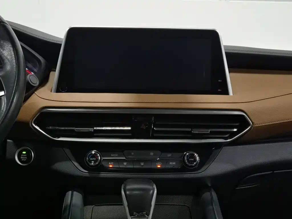 Фото 12 - SAIC Maxus D90